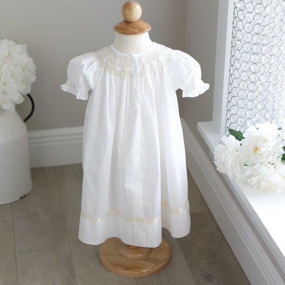 Strasburg Dress ORIGINAL White Bishop Smocked Ecru Embroidery Pearls LIKE NEW - Picture 7 of 7